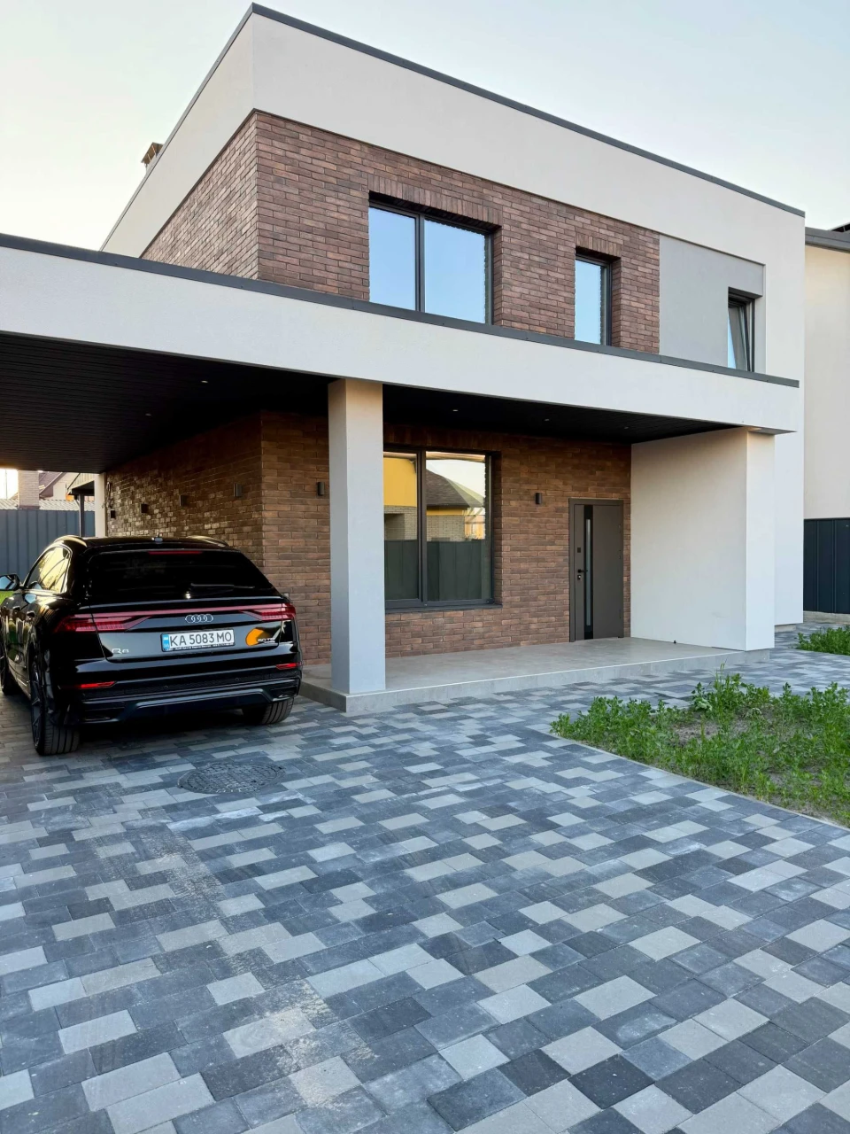 Продаж двоповерхового будинку  150m2 біля Osocor Residence,
