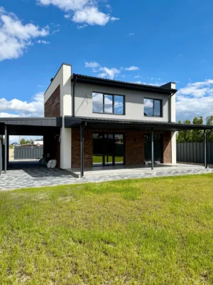 Продаж двоповерхового будинку  150m2 біля Osocor Residence,