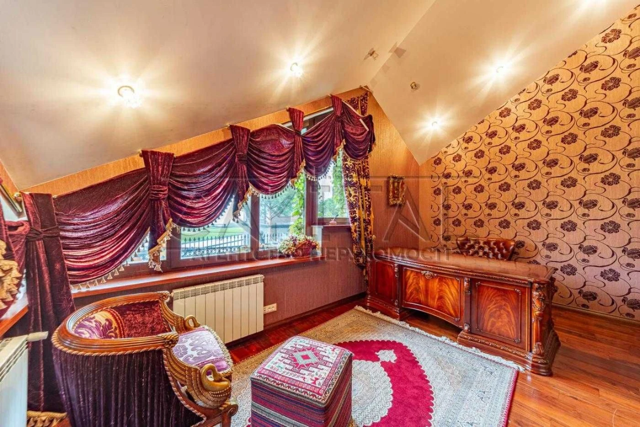 Продажа дома, Печерский р-н, Зверинец