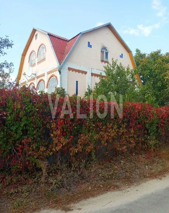 Продається будинок на Осокорках біля Дніпра, вул.Лучиста,8 -