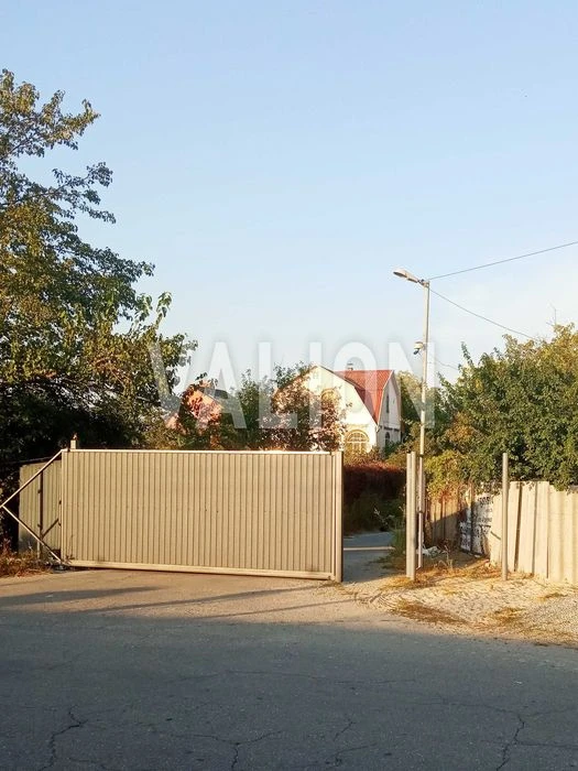 Продається будинок на Осокорках біля Дніпра, вул.Лучиста,8 -