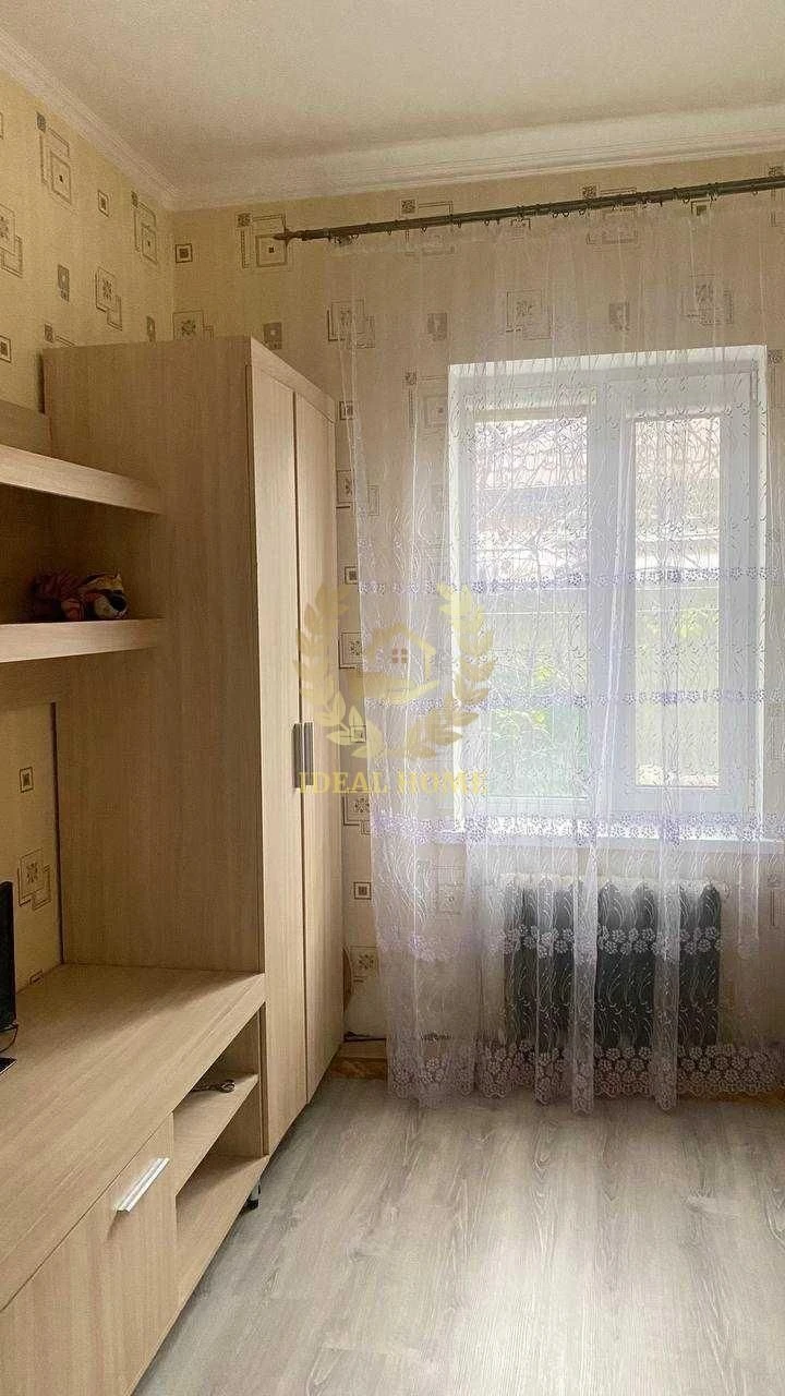 Продаж виділиної частини (17/30) будинку на Виноградарі