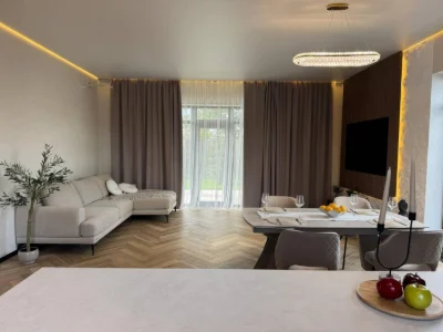 Будинок з ремонтом ‼️ (від зубудовника | без комісії) 140 м²