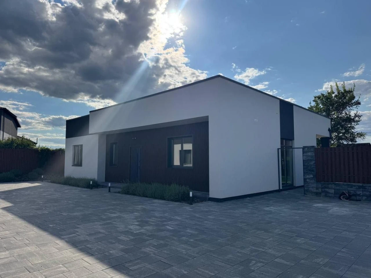 Будинок з ремонтом ‼️ (від зубудовника | без комісії) 140 м²