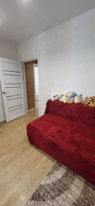 Selling a 43 sq m apartment in the new building of the Skazka MV residential complex.