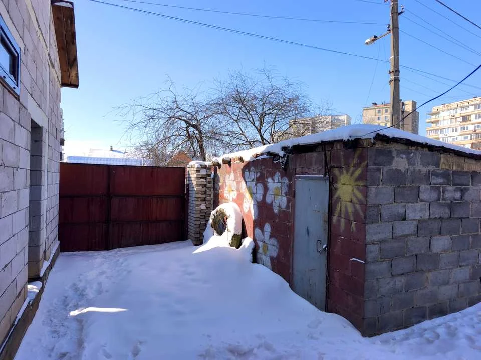 Будинок. Київ, Віктора Дубровського пров.