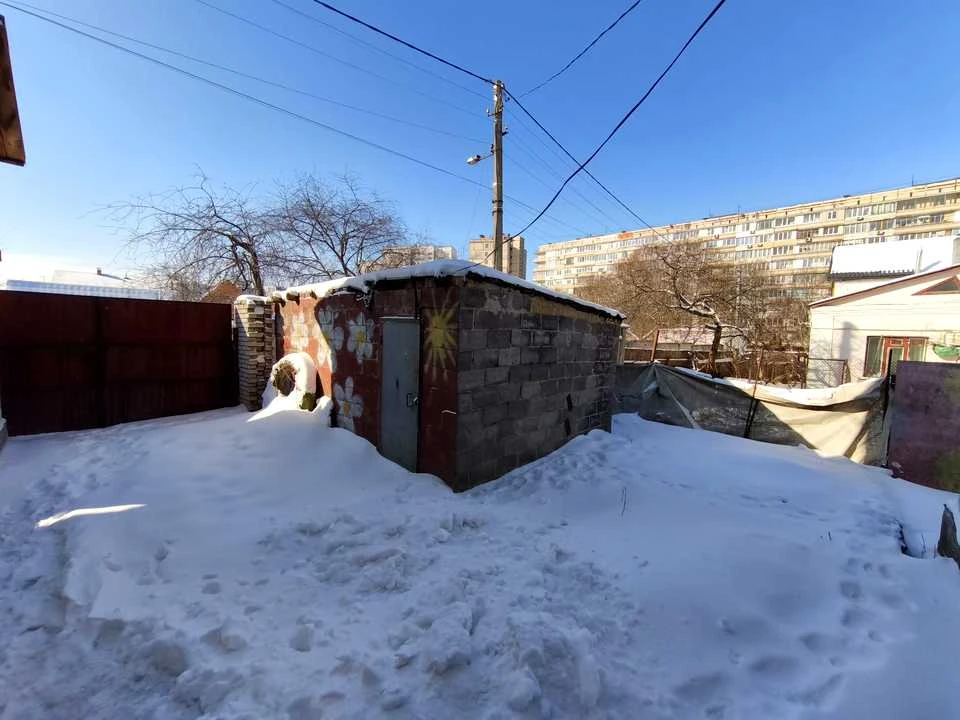 Будинок. Київ, Віктора Дубровського пров.