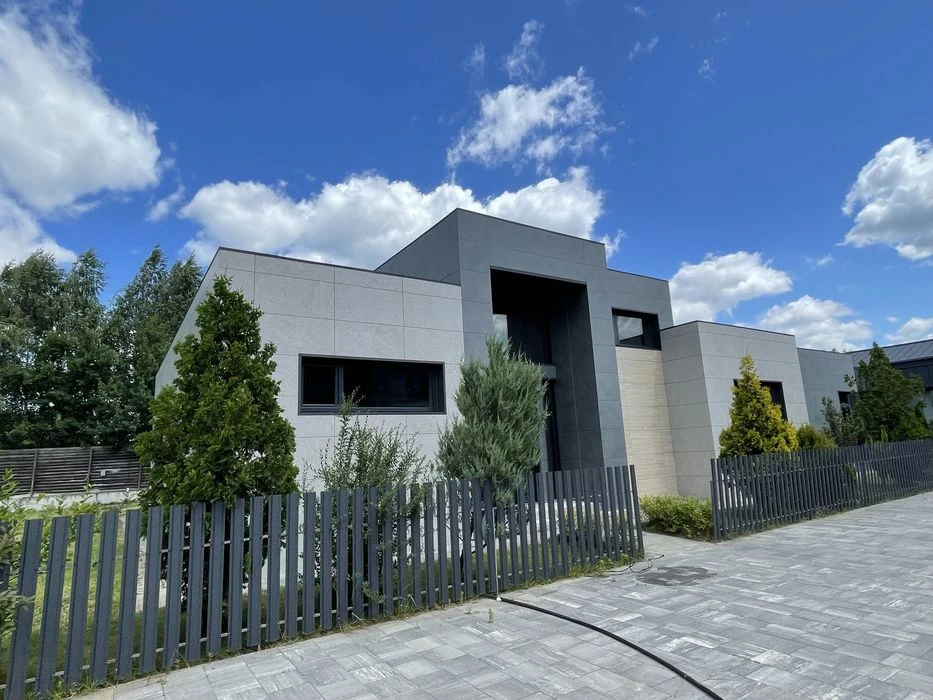 Продам дом Киев Осокорки одноэтажный с выходом на Днепр