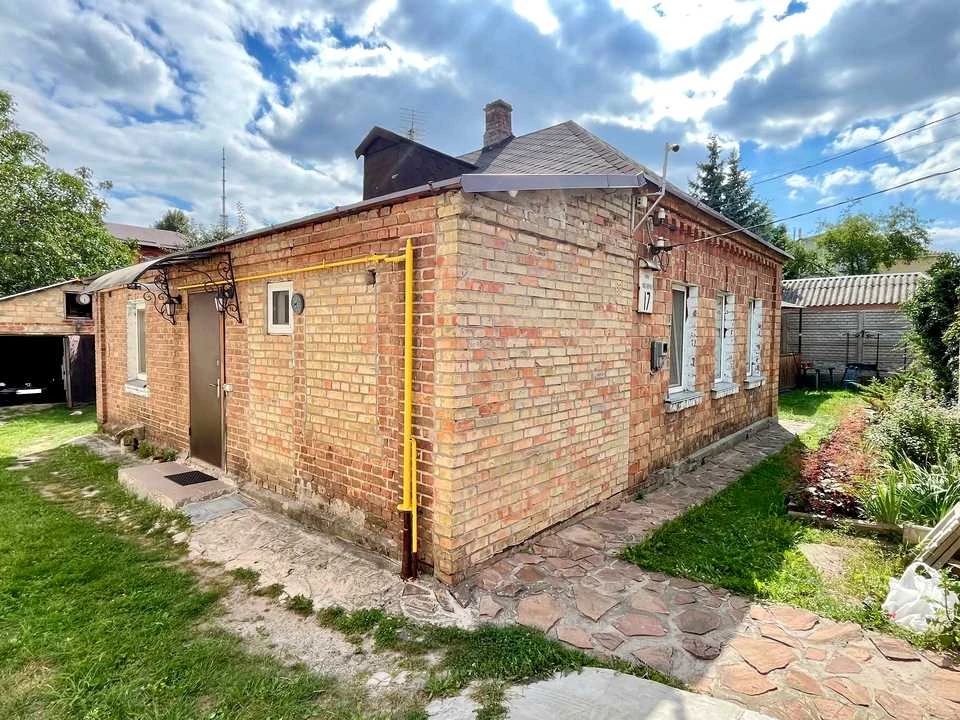 Будинок. Київ, Академіка Івахненка вул. (Чаплигіна)