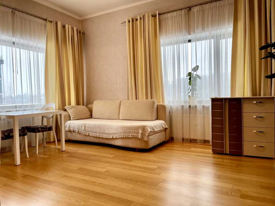 Будинок. Київ, Редутна вул.
