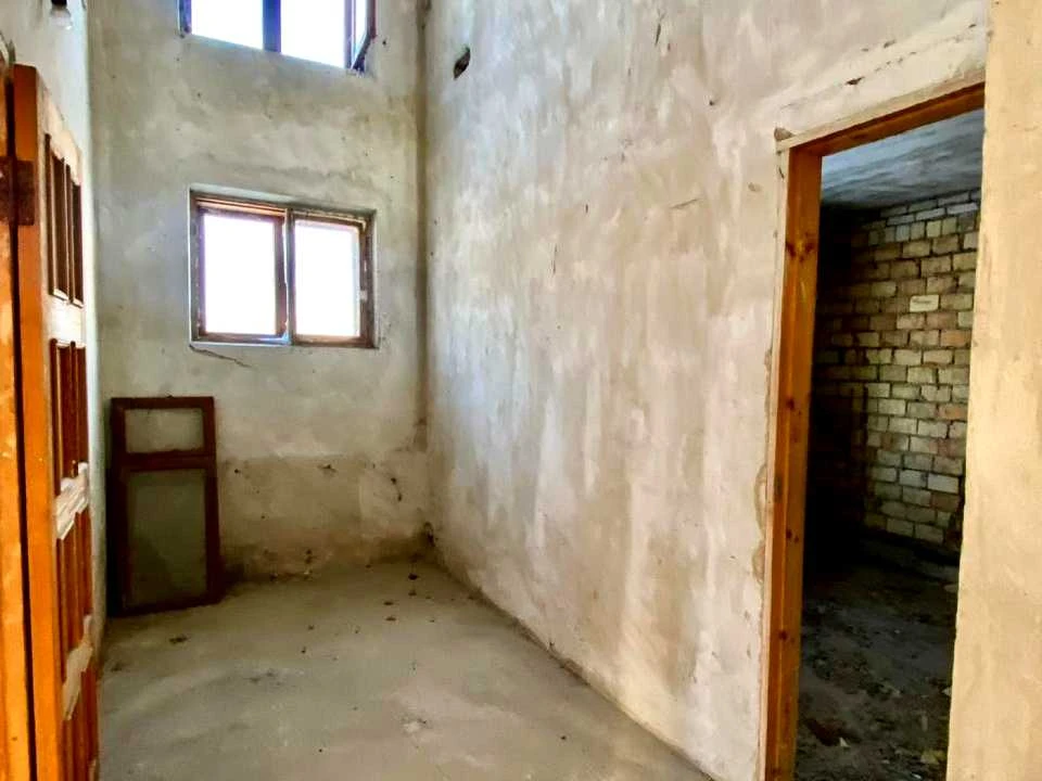 Будинок. Київ, Сергія Світославського вул. (Чкалова)