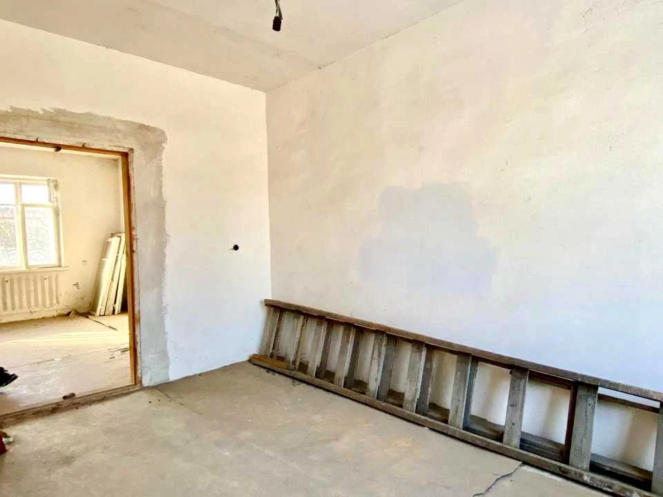 Будинок. Київ, Сергія Світославського вул. (Чкалова)