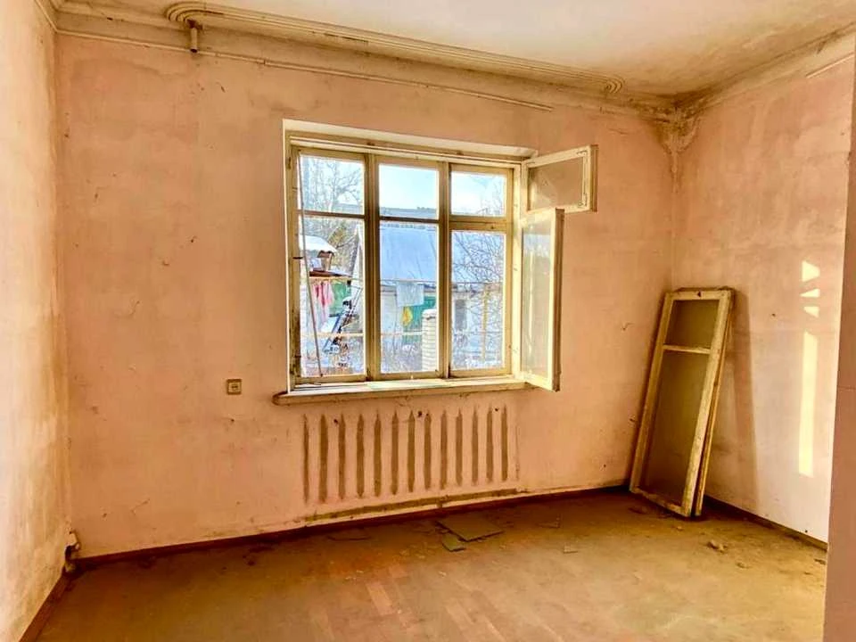 Будинок. Київ, Сергія Світославського вул. (Чкалова)