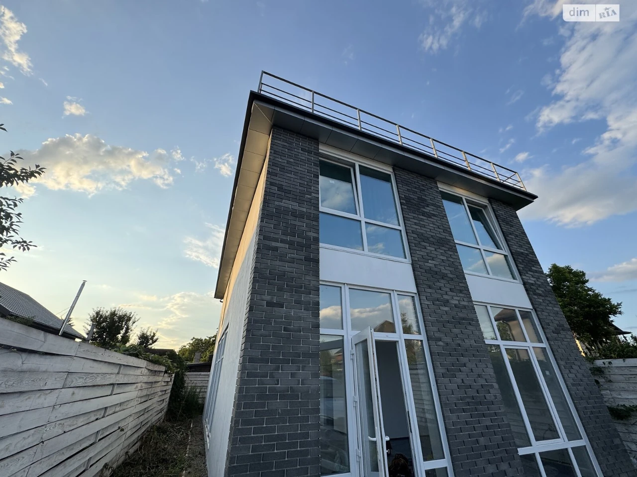 Продаж Дім Русанівські Сади
