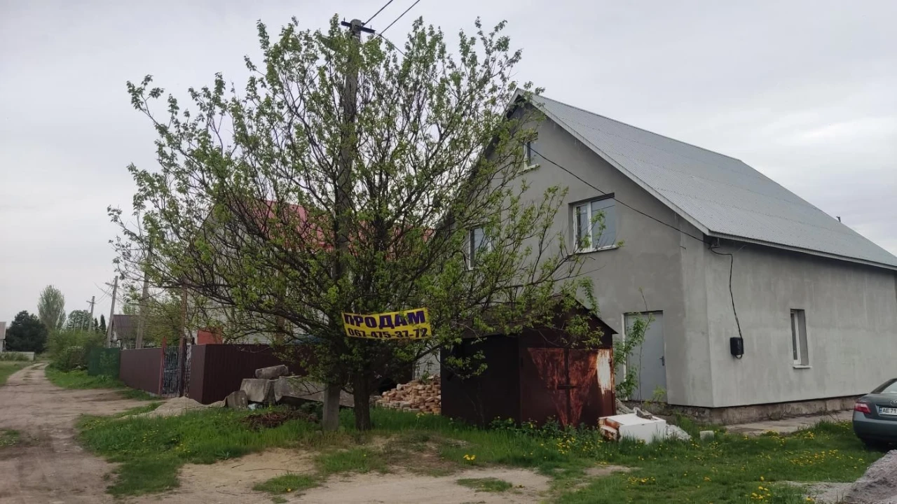 Продается в Таромском Новый Дом, 2-х этажный, 200 м.кв