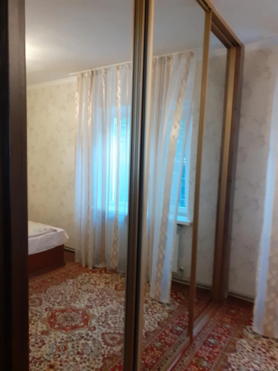 Лівий берег Анд Лівобережний-Березінка  продається добротний