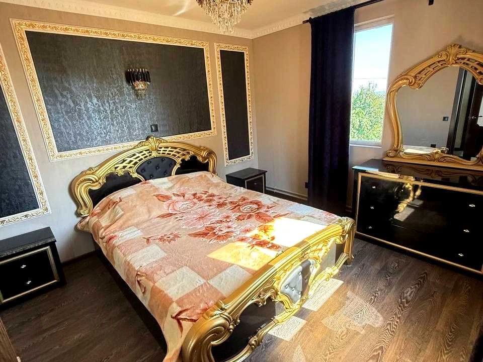 Будинок. Дніпро, Богдана Хмельницького просп. (Героїв Сталін