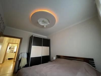 Продам простору 3-кімнатну квартиру 92 м² + 2 паркомісця | в