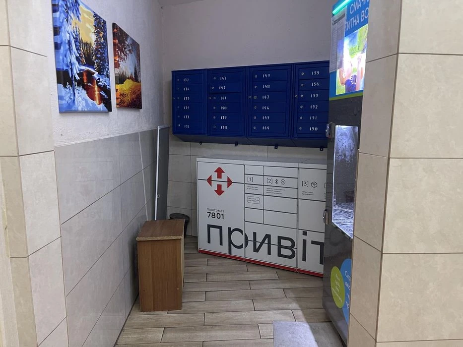 Продам простору 3-кімнатну квартиру 92 м² + 2 паркомісця | в