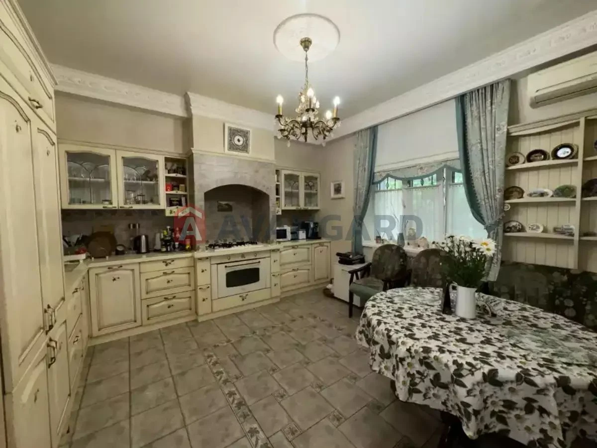 Роскошный дом 310 м кв в Днепре .Баня, сауна, зимний сад и с