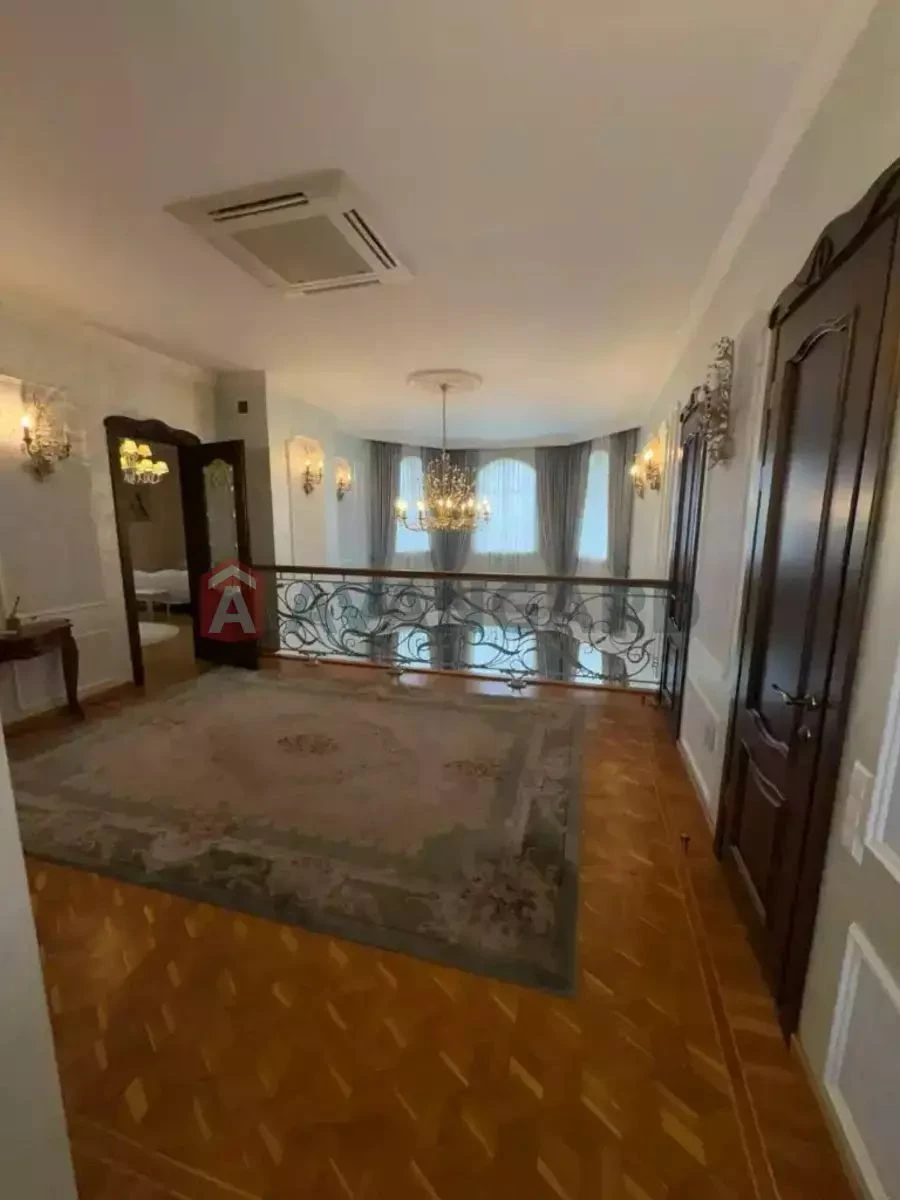 Роскошный дом 310 м кв в Днепре .Баня, сауна, зимний сад и с
