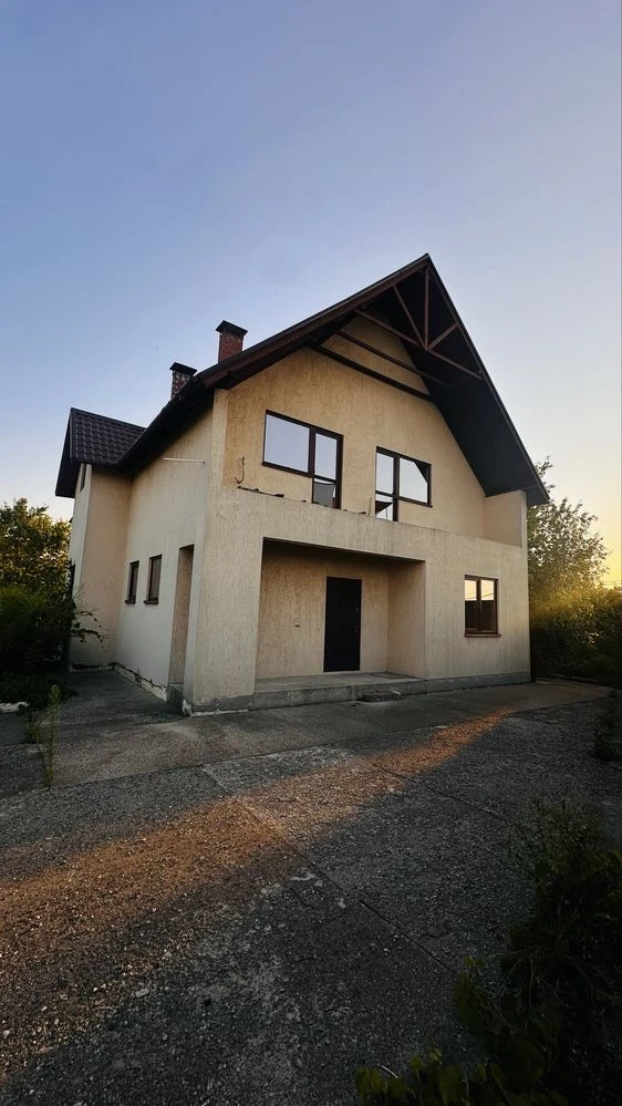 Будинок 237 м² на Перемозі-6 | 10 соток | Термодім |