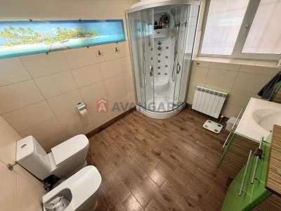 Продам современный дом р- н Рабочая Проспект Металургов Шика