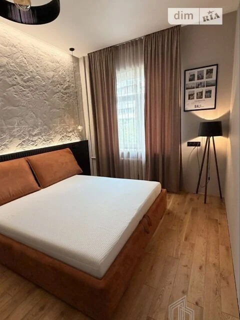 For sale 2-room apartment 60 sq. m. on Zagorivska Street 4 • ID 34702