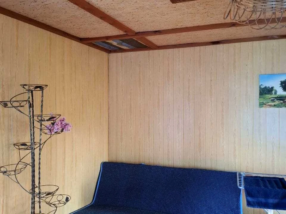 Будинок. Дніпро, Клубничка