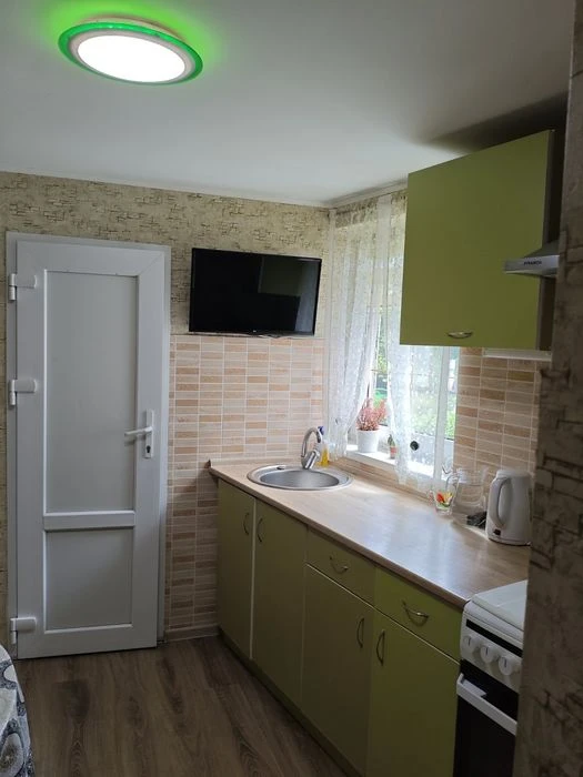 Продам будинок на ж.м.Перемога,6