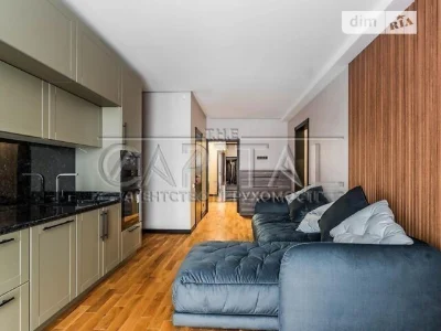 Sale of 3-room apartment 87 sq. m. on Mykhayla Maksymovycha 24 B street