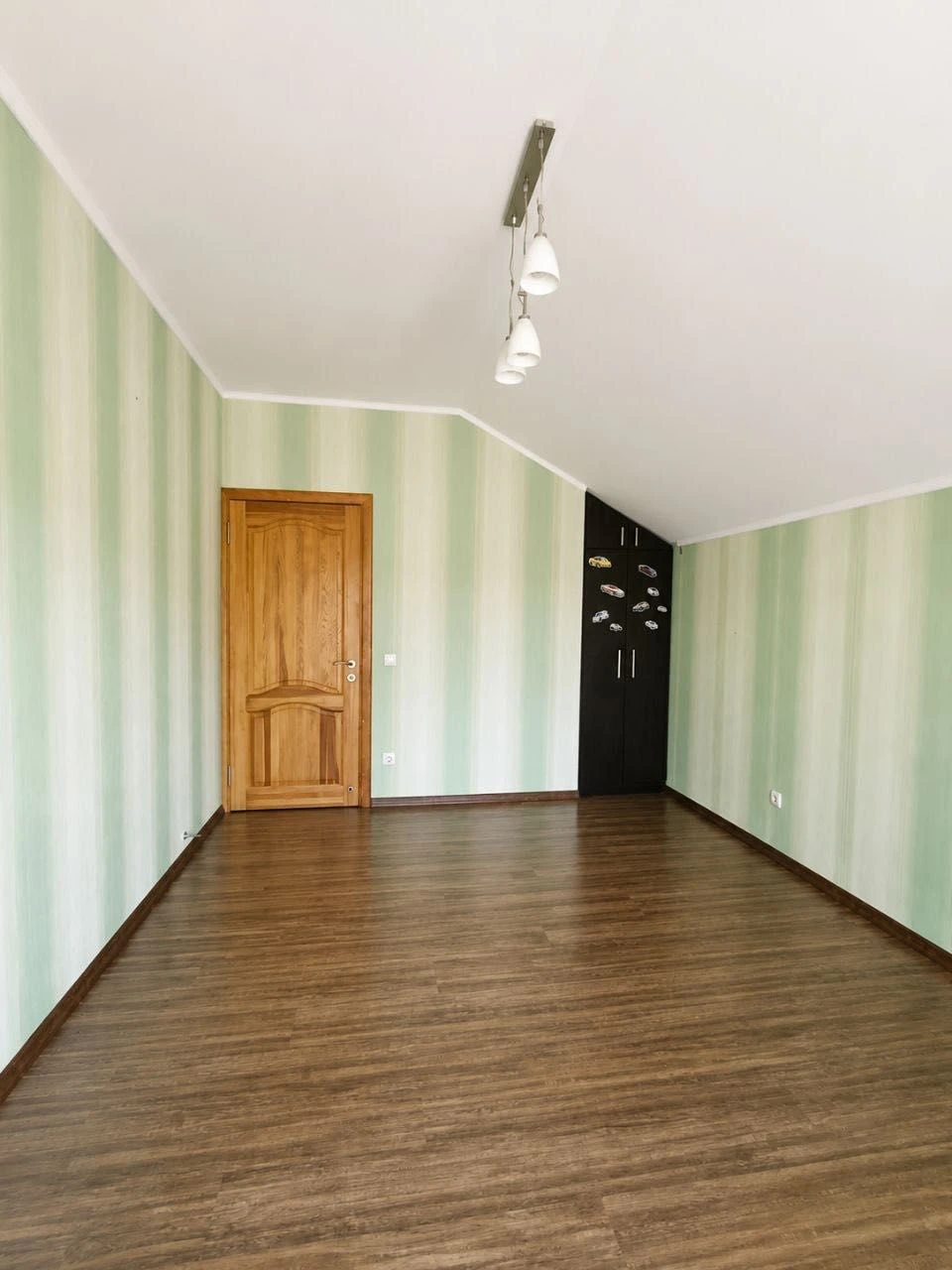 Продам домовладение из двух домов | 188 м | 11 сот | Покровс