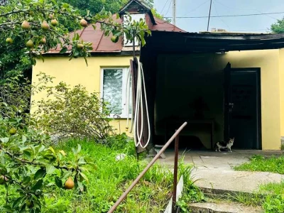 Будинок. Дніпро, Любарського вул. (Білостоцького)