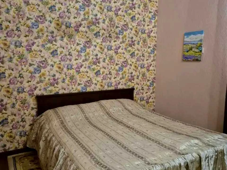 Будинок. Дніпро, Карабінівська