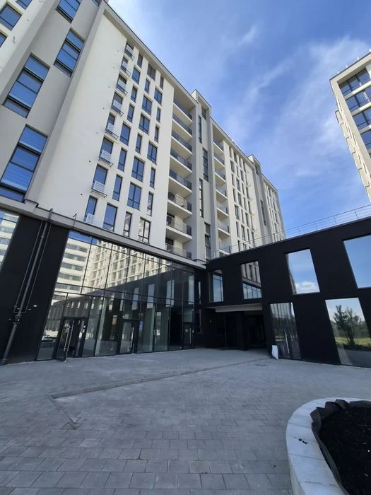 Продаж сучасної квартири в центральній частині