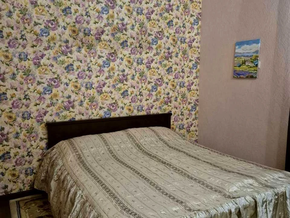 Будинок. Дніпро, Карабинівська