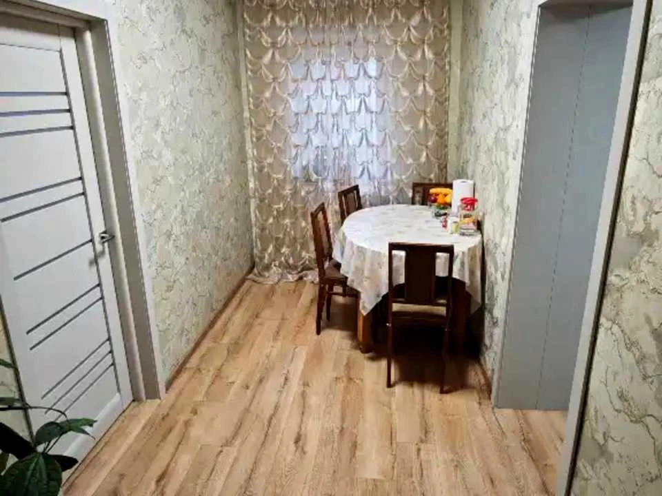 Будинок. Дніпро, Якова Острянина вул. (Сировця)