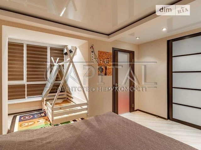 Sale of 2-room apartment 87 sq. m. on Oleksandra Arkhipenka St. 2/1