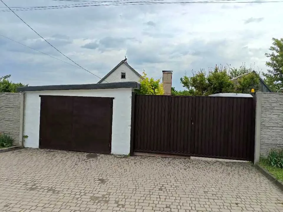 Будинок. Дніпро, Глиняна вул.