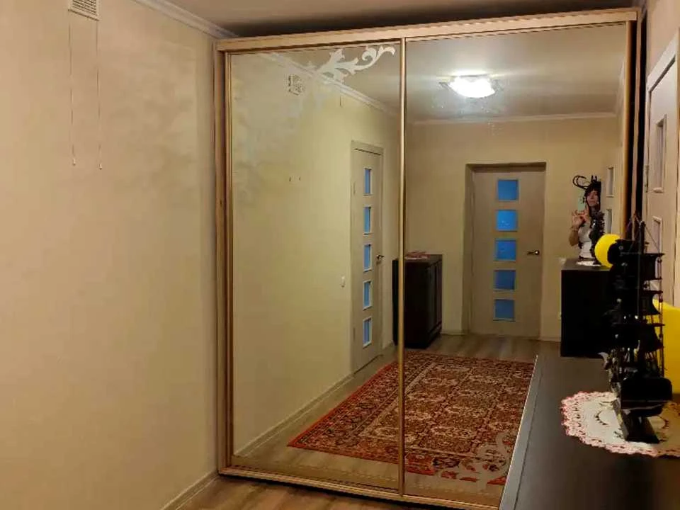 Будинок. Дніпро, Глиняна вул.