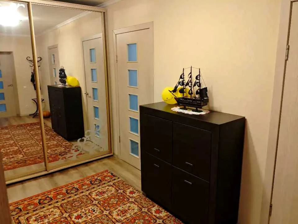 Будинок. Дніпро, Глиняна вул.