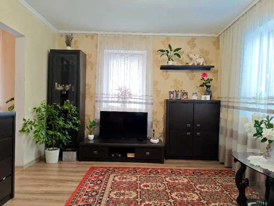 Будинок. Дніпро, Глиняна вул.