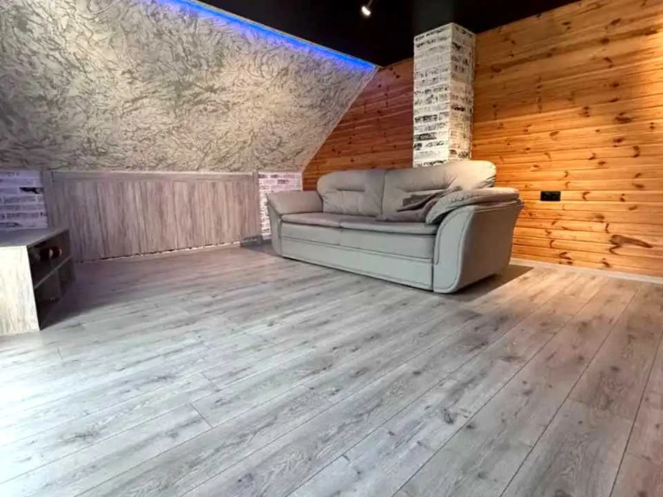 Будинок. Дніпро, Олени Пчілки вул. (Піонерська)