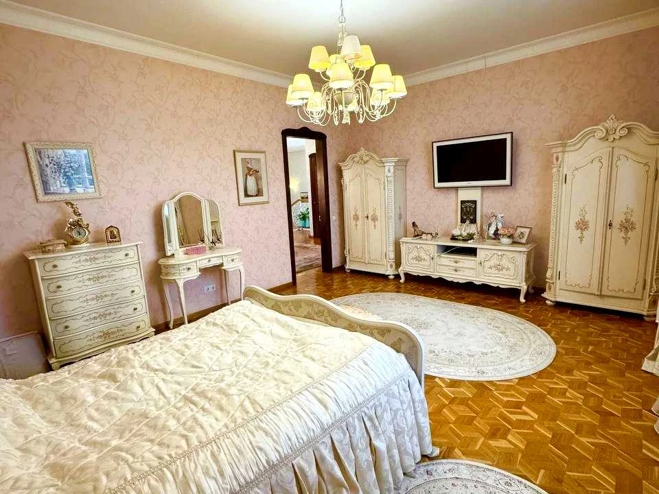 Будинок. Дніпро, Євгена Вирового вул. (Кочкіна)