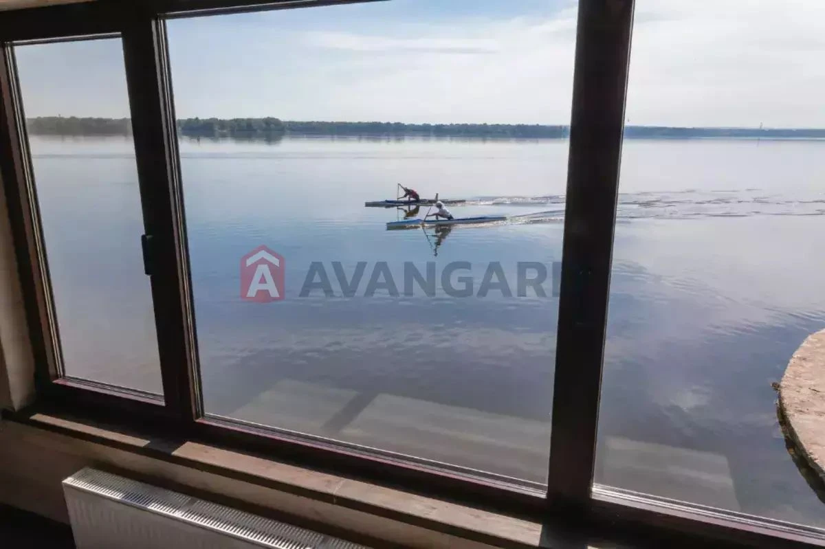 Продам дом на воде, Победа-1