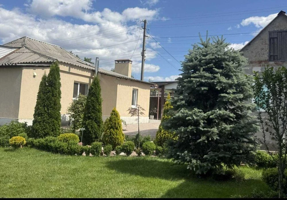 Продам Отличный дом с ухоженным участком в Диевке