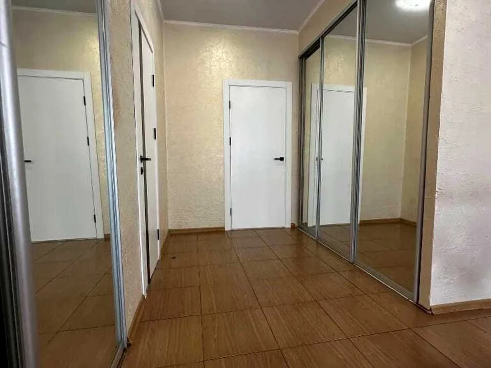 Будинок. Дніпро, Придорожній пров.