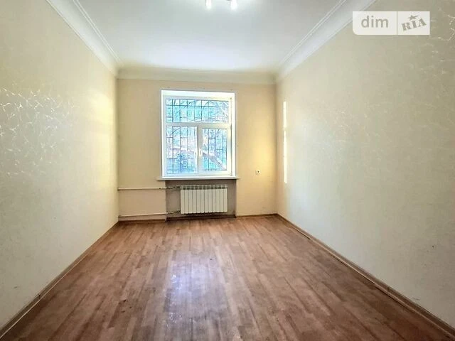 Продаж 2к квартири 51.9 кв. м на вул. Генерала Алмазова 1 •