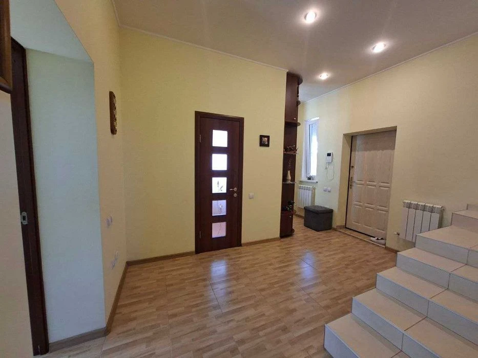 Продам будинок ул. Подвійна, пр. Науки(пр. Гагаріна)