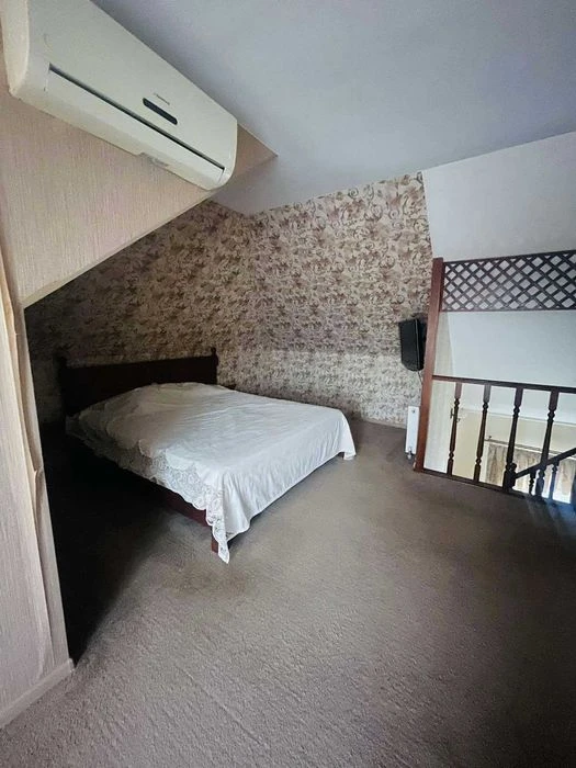 продам дом  Диевка 1 рн метро